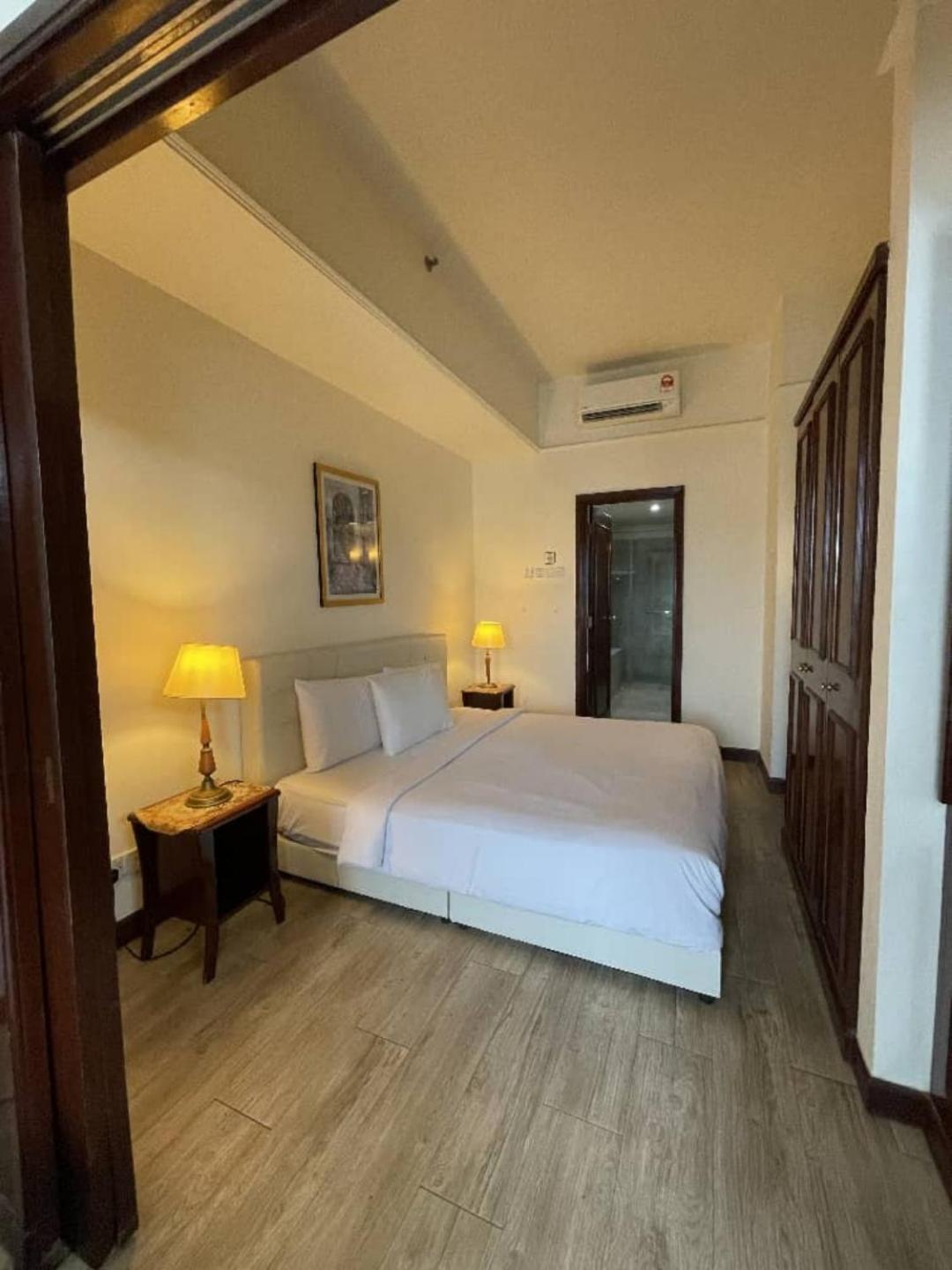 Apartment Kl Prime At Times Square